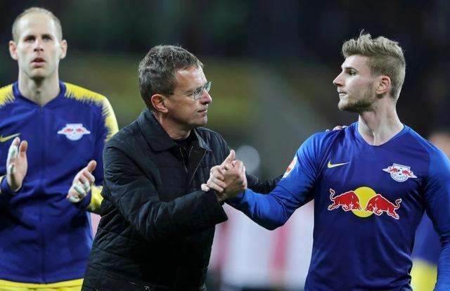 [网球]逆转取胜 张帅赢得赛季首胜