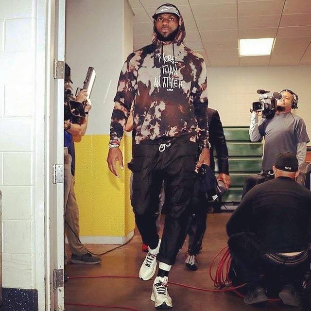 明尼苏达双城在 2019 年击出 307 支本垒打，打破了大联盟球队单季本垒打总数纪录