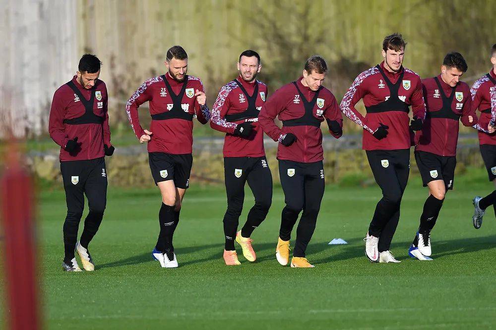 《四海兄弟故乡》TGA预告片前瞻：恩佐的崛起，忠诚与牺牲的血泪交织！